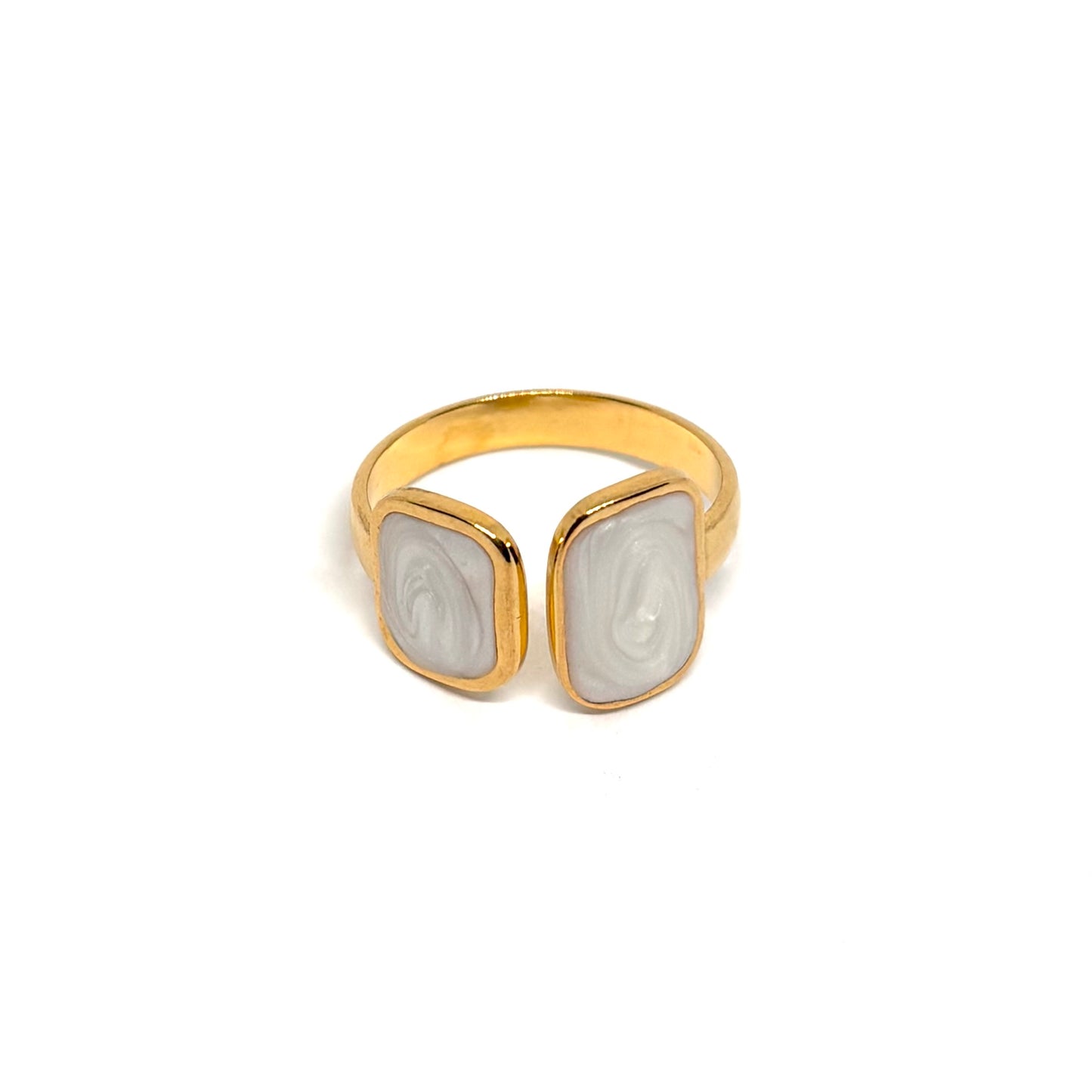 Bague acier doré rectangle émaillé blanc
