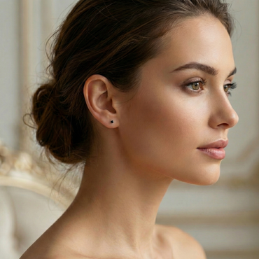 Boucles d’oreilles clous argent 925 zircon noir 3 mm portées