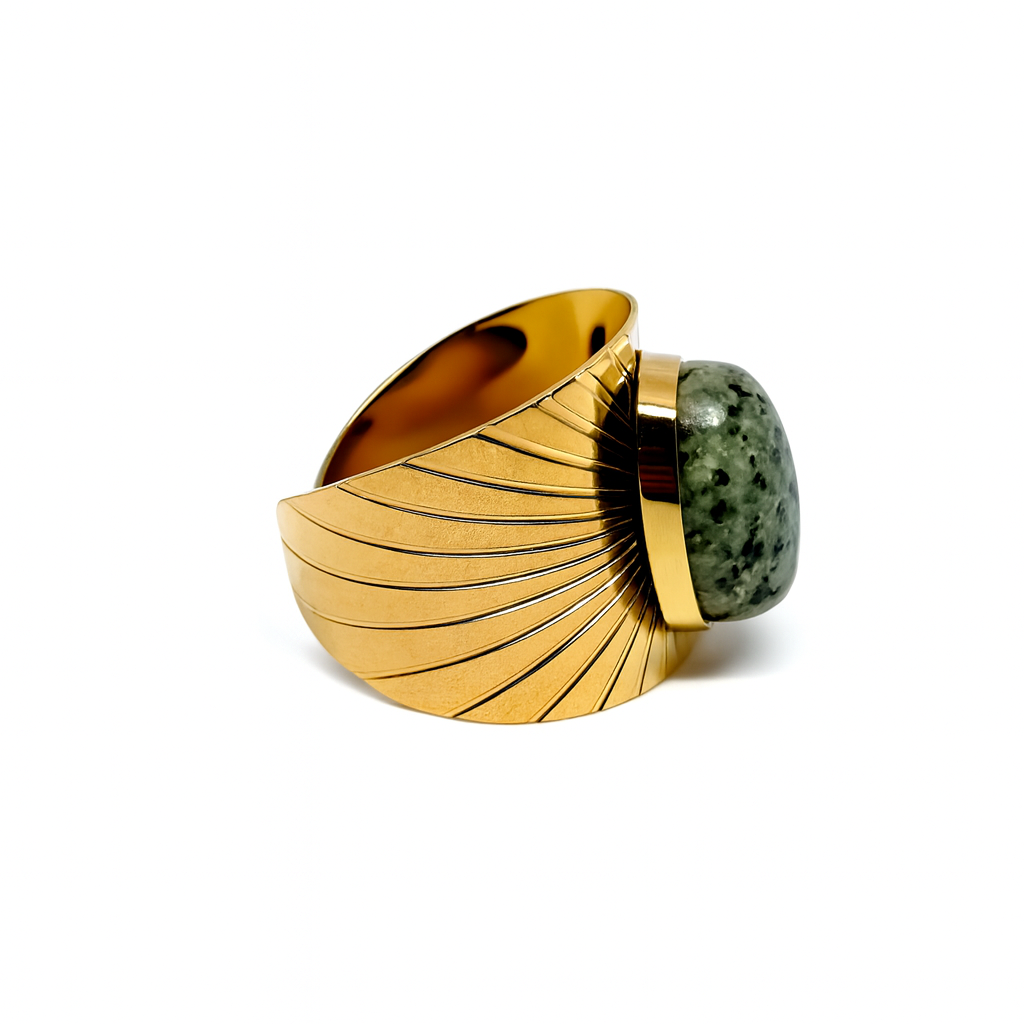 Bague Acier Inoxydable Doré Pierre Verte
