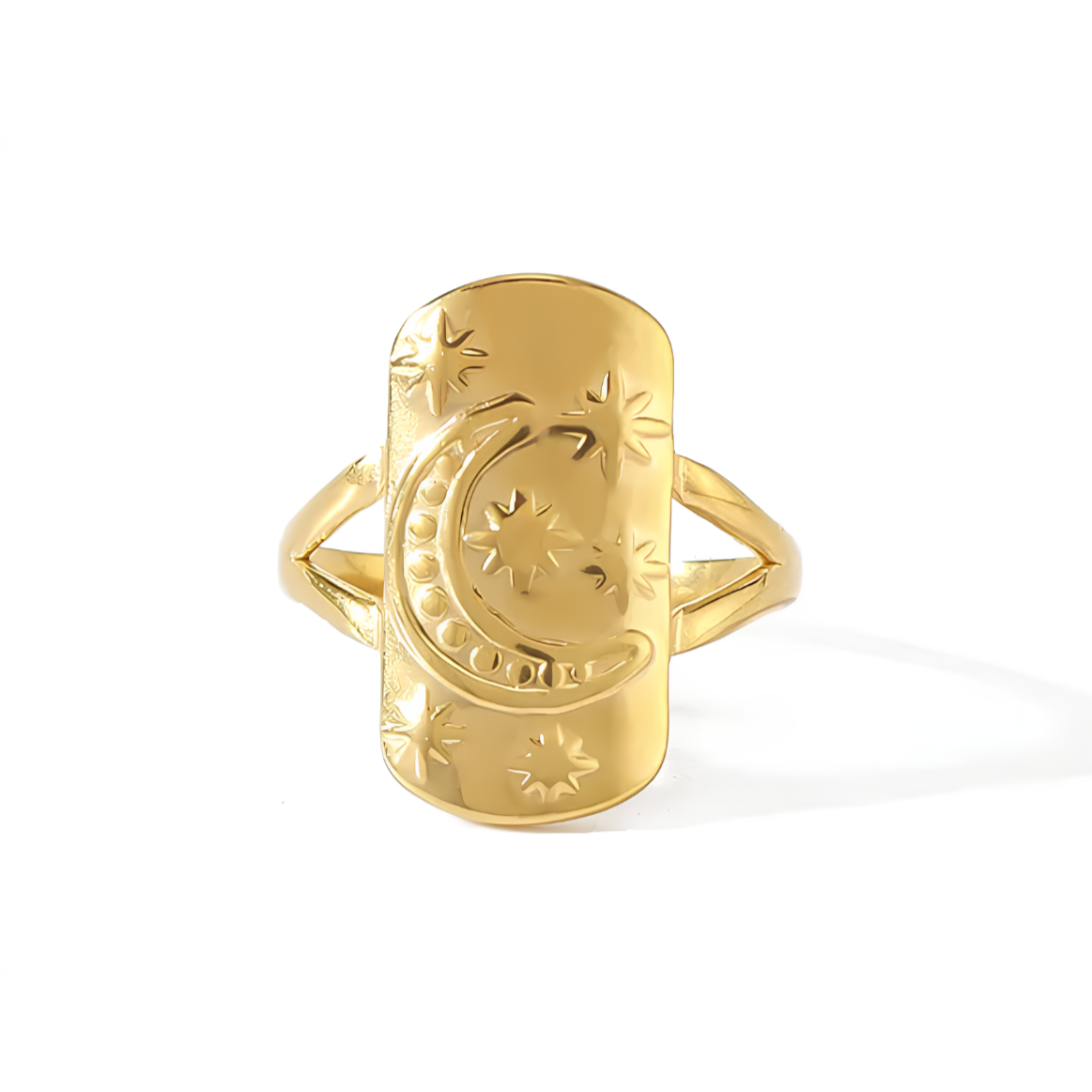 Laissez-vous envoûter par cette bague dorée gravée d’un croissant de lune et d’étoiles scintillantes, véritable hommage au ciel nocturne et à l’univers mystique. Sa plaque ovale finement détaillée évoque les énergies lunaires et apporte une touche spirituelle à votre look.