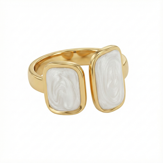 bague acier inoxydable doré rectangle émaillé blanc vue large