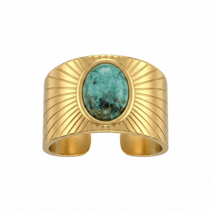 Bague ouverte en acier inoxydable doré avec pierre verte cabochon, design structuré gravé, bijou de caractère pour usage quotidien