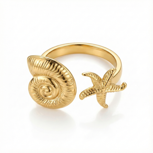 Bague ouverte ajustable style toi et moi : duo étoile de mer et coquillage dorés en acier inoxydable.