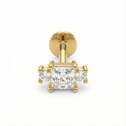 Boucle d’oreille clou argent 925 doré à l’or 18k avec zircon carré