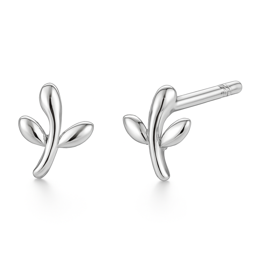 Ajoutez une touche de délicatesse à votre look avec ces boucles d'oreilles puces en argent fin 999, ornées de trois petites fleurs élégamment reliées par de subtiles feuilles. Un design raffiné qui symbolise la nature et la fleuraison, parfait pour apporter une touche de fraîcheur à votre style. L'argent fin 999 assure une brillance exceptionnelle et une qualité supérieure, idéale pour un usage quotidien ou des occasions spéciales.