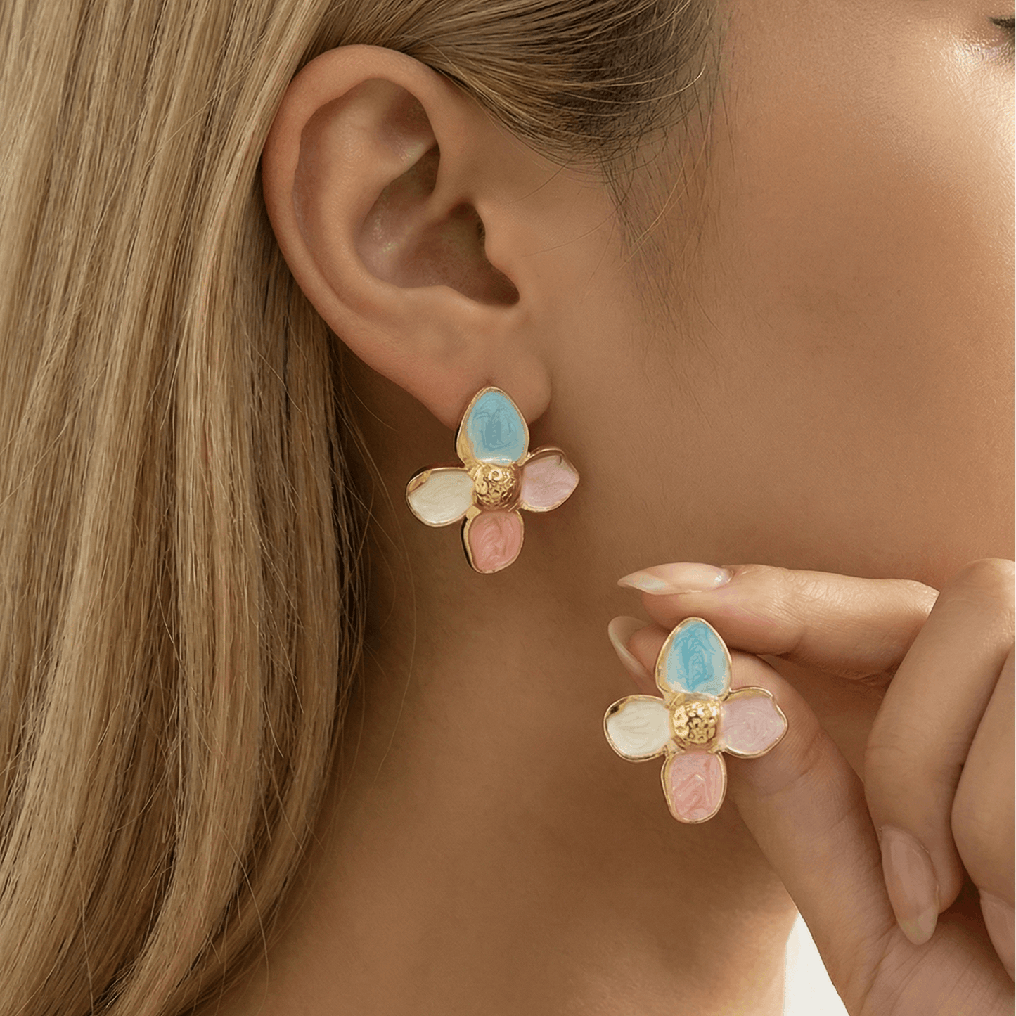 Boucles fleurs en acier inoxydable doré multicolores, motif floral élégant, dimensions 3 cm, usage quotidien