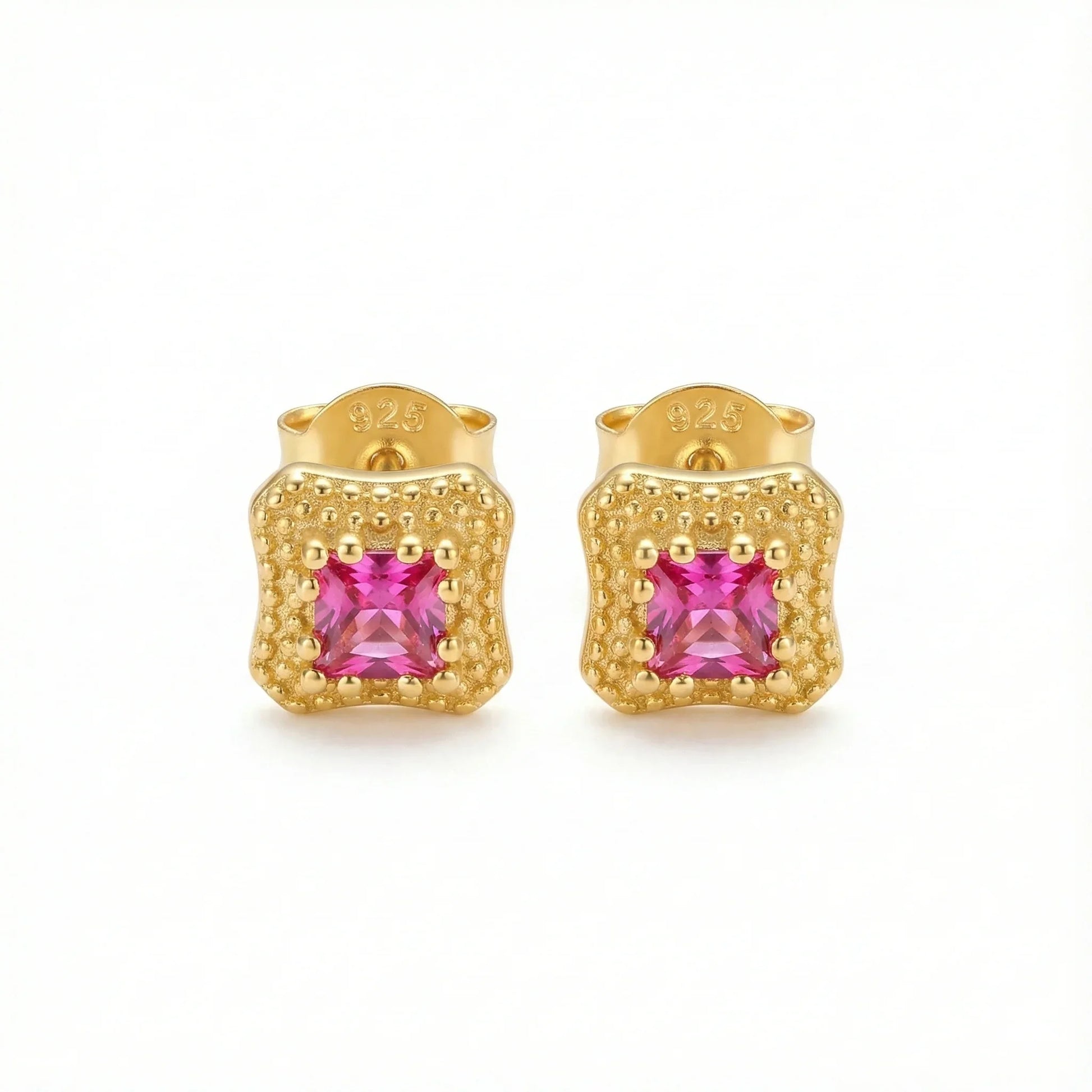Boucles d’oreilles clous en argent 925 doré avec pierre rose carrée, bijou élégant et raffiné pour femme