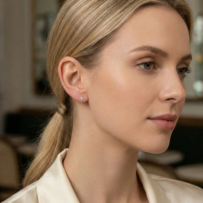 Boucles d’oreilles clous en argent 925 avec fermoirs poussette, système de maintien sécurisé pour lobes percés