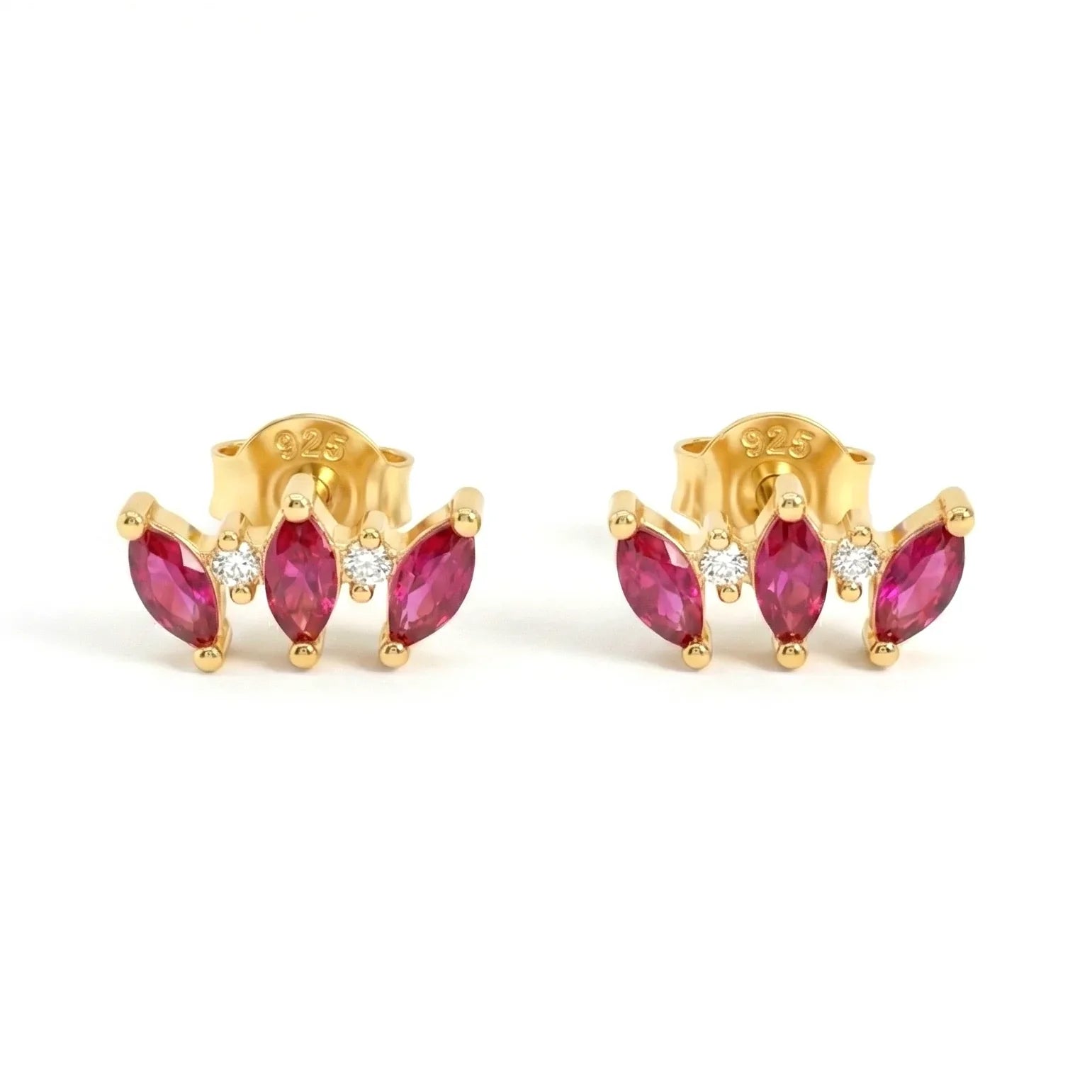 Boucles d’oreilles clous en argent 925 doré serties de pierres roses taille marquise, bijou raffiné pour femme