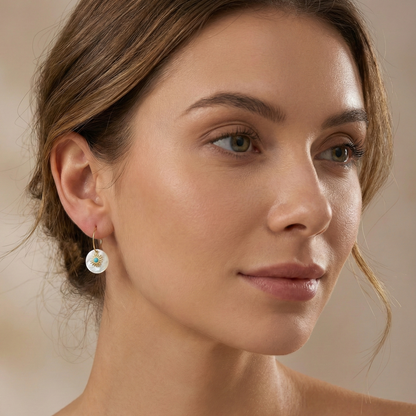 boucles d’oreilles pendantes acier inoxydable doré disque nacre turquoise vue large