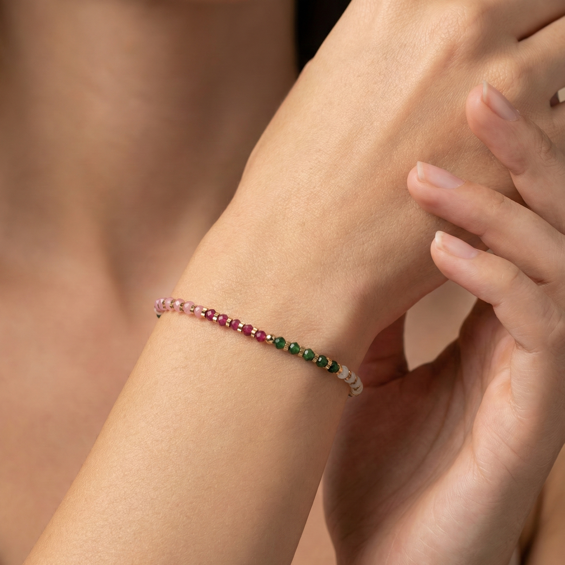 bracelet acier inoxydable doré perles cristal multicolore