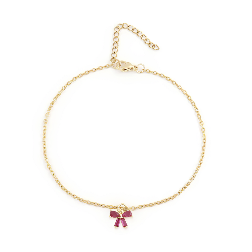 Un bracelet délicat et féminin, orné d’un petit nœud géométrique serti de pierres roses façon grenat. Parfait pour ajouter une touche romantique et raffinée à votre poignet.

Matériau : Acier inoxydable couleur doré, pierres synthétiques façon grenat, hypoallergénique et résistant à l’eau.

Dimensions : Longueur ajustable 17 + 5 cm – largeur de chaîne 0,2 cm – fermoir mousqueton discret.

Design : Nœud stylisé en pierres facettées, couleurs profondes et éclatantes, monté sur chaîne fine. Minimaliste avec un