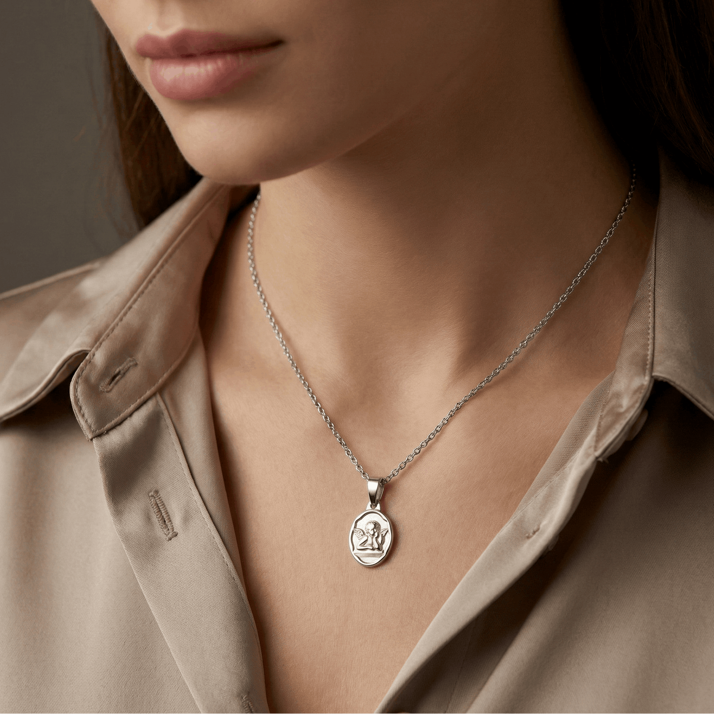 Collier ange couleur acier en acier inoxydable, pendentif symbolique avec chaîne 45 + 5 cm