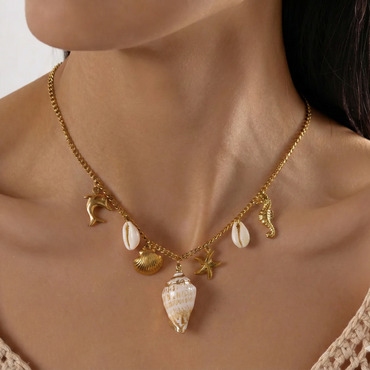 Collier charms marins avec coquillage en acier inoxydable doré
