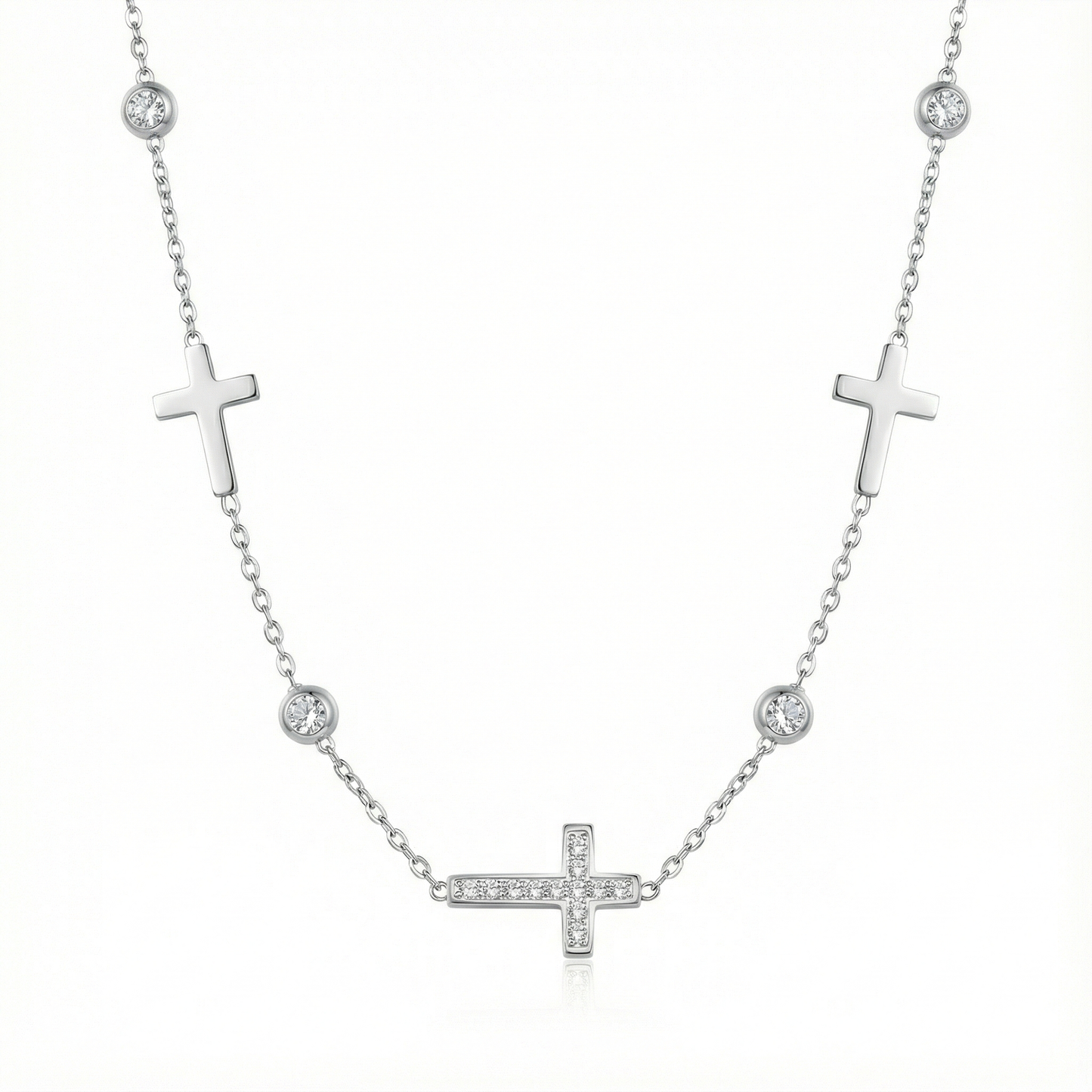 Collier mixte homme ou femme avec pendentif croix en acier inoxydable argenté, bijou résistant à l'eau et durable.