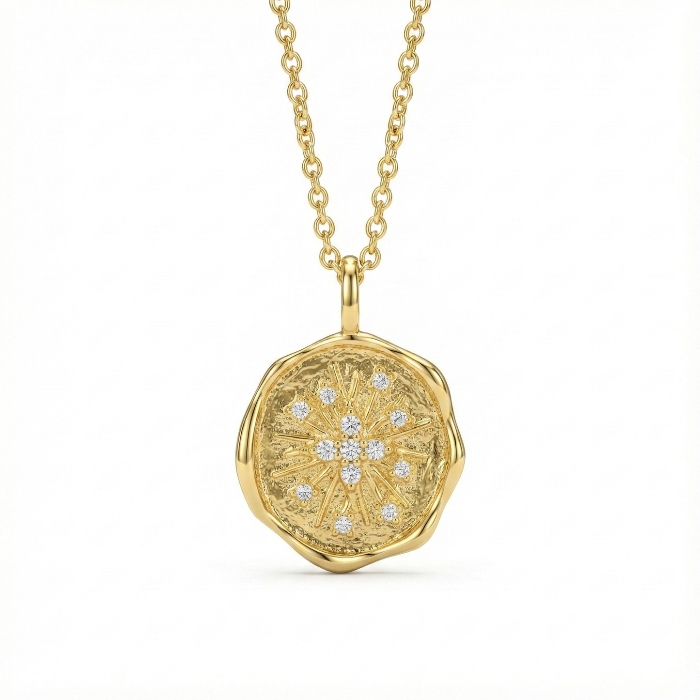 Collier doré à l’or 18k avec médaillon texturé esprit cachet