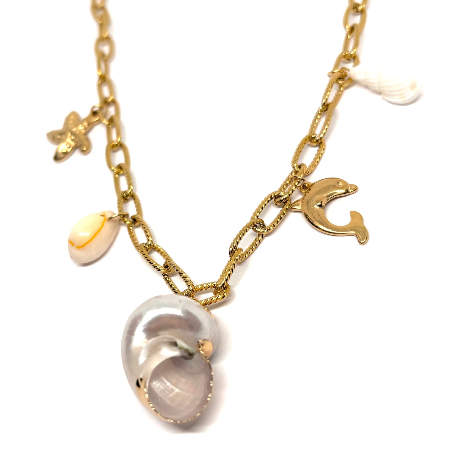 collier femme en acier inoxydable doré avec charms marins-coquillage, étoile de mer et dauphin, chaîne large 47,5 cm + extension 6 cm, bijou tendance vacances à porter