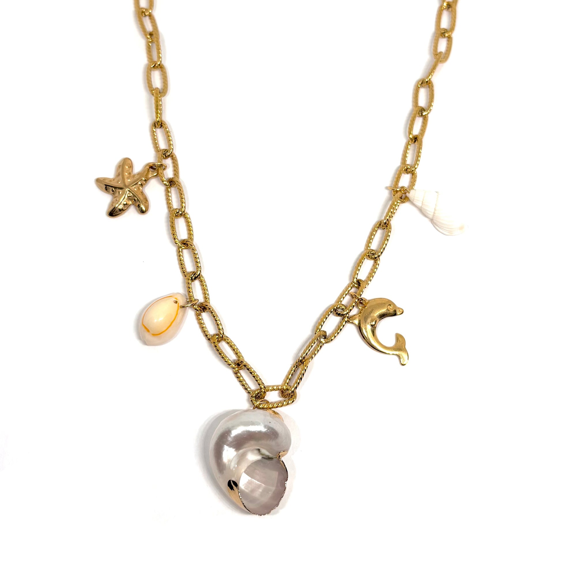 collier femme en acier inoxydable doré avec charms marins-coquillage, étoile de mer et dauphin, chaîne large 47,5 cm + extension 6 cm, bijou tendance vacances à porter