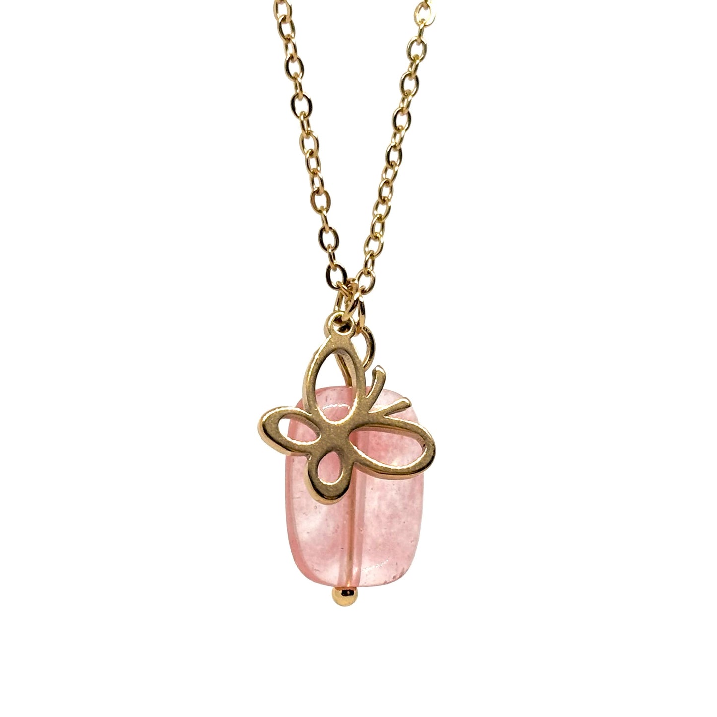 collier femme en acier inoxydable doré avec pendentif papillon ajouré posé sur pierre rose pastel, longueur 39,5 +6 cm, bijou symbolique et féminin plein de douceur et de légèreté