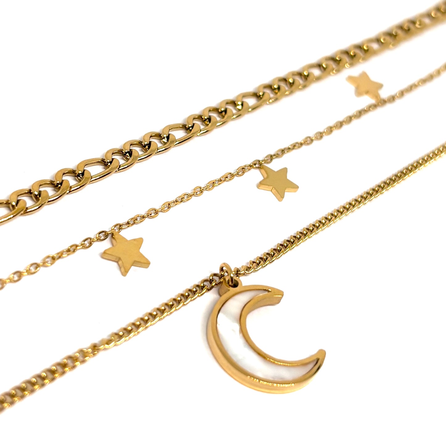 collier femme en acier inoxydable doré composé de trois chaînes superposées avec pendentif lune nacrée et étoiles dorées, longueur 37+5, 41+5, 45+5 cm, bijou astral bohème chic à offrir