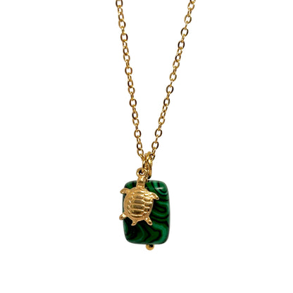 collier femme en acier inoxydable doré avec pendentif tortue et pierre malachite verte, bijou symbolique et tendance