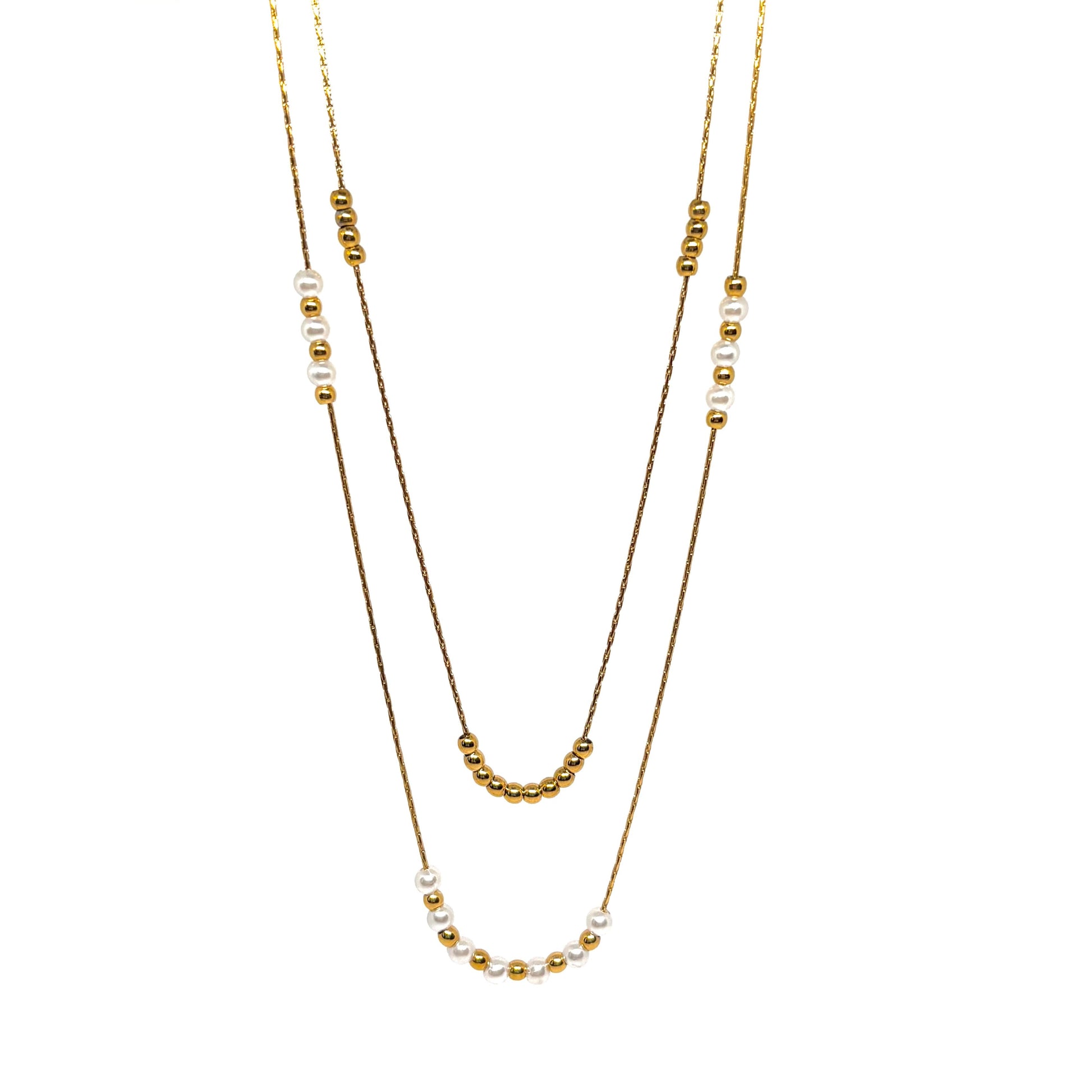 Collier double rang pour femme en acier inoxydable couleur doré, orné de perles blanches nacrées et de petites billes dorées. Bijou raffiné et lumineux, résistant à l’eau, au design délicat et minimaliste idéal pour un style chic et féminin