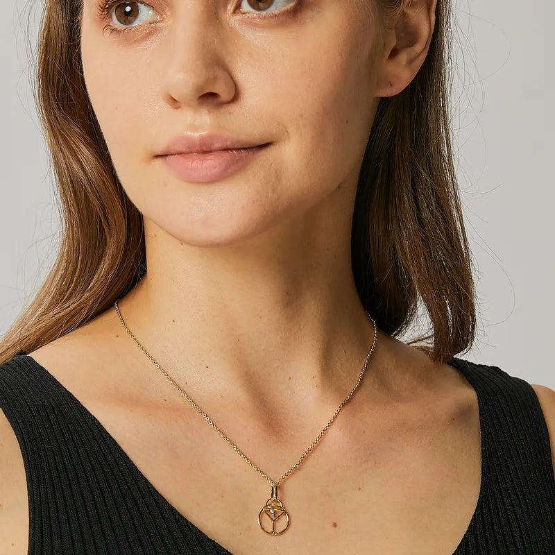 collier femme en plaqué or avec pendentif en forme de verre à cocktail serti de zircons étincelants, chaîne fine 40 +5 cm, bijou original et festif à offrir


