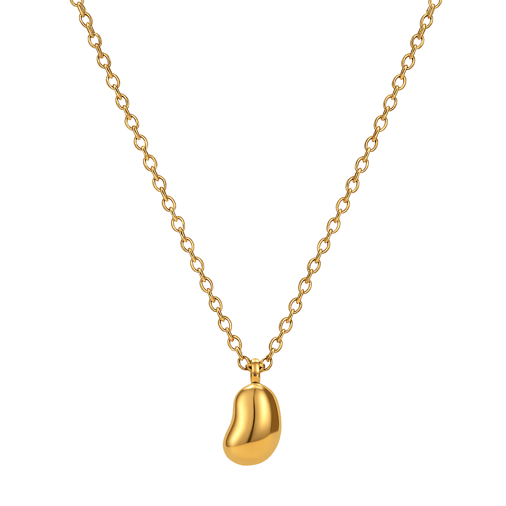 Ce collier doré en acier inoxydable se distingue par son pendentif en forme de haricot lisse, au design doux et organique. Son fini brillant et ses courbes naturelles apportent une élégance sobre, parfaite pour les tenues épurées ou les looks superposés.

Un bijou fin et contemporain qui symbolise la simplicité, la chance et le renouveau.

Matériaux : Acier inoxydable doré PVD 18K
Dimensions : Chaîne 41 + 5,5 cm, pendentif 1,35 x 0,7 cm
Style : Collier haricot doré minimaliste, inspiration scandinave
Poids 