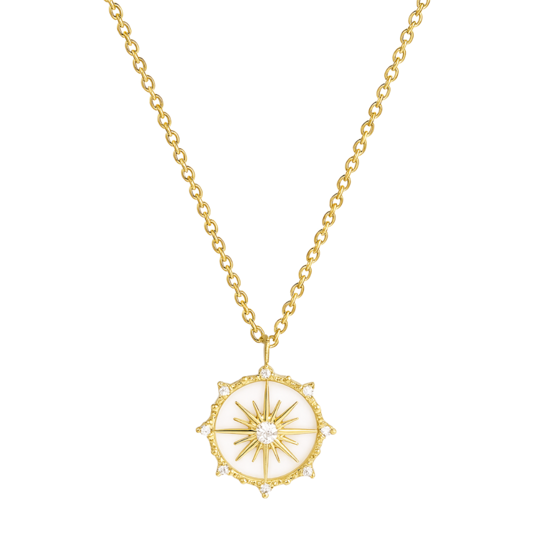 Pendentif rond orné d’une rose des vents dorée, sublimée par un fond nacré et une pierre centrale étincelante. Un bijou symbole de guidance, liberté et clarté intérieure, à l’allure mystique.

Matériaux : Acier inoxydable couleur or, email nacré, serti de petits strass en bordure.

Dimensions : Chaîne 40 + 5 cm ; pendentif 1,6 x 1,6 cm ; épaisseur 0,4 cm ; poids : 4 g.

Style : Raffiné et symbolique, ce collier se porte comme un talismant moderne. Idéal pour illuminer une tenue avec une touche spirituelle.