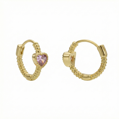 Créoles dorées or 18k texturées avec pierre cœur rose sertie