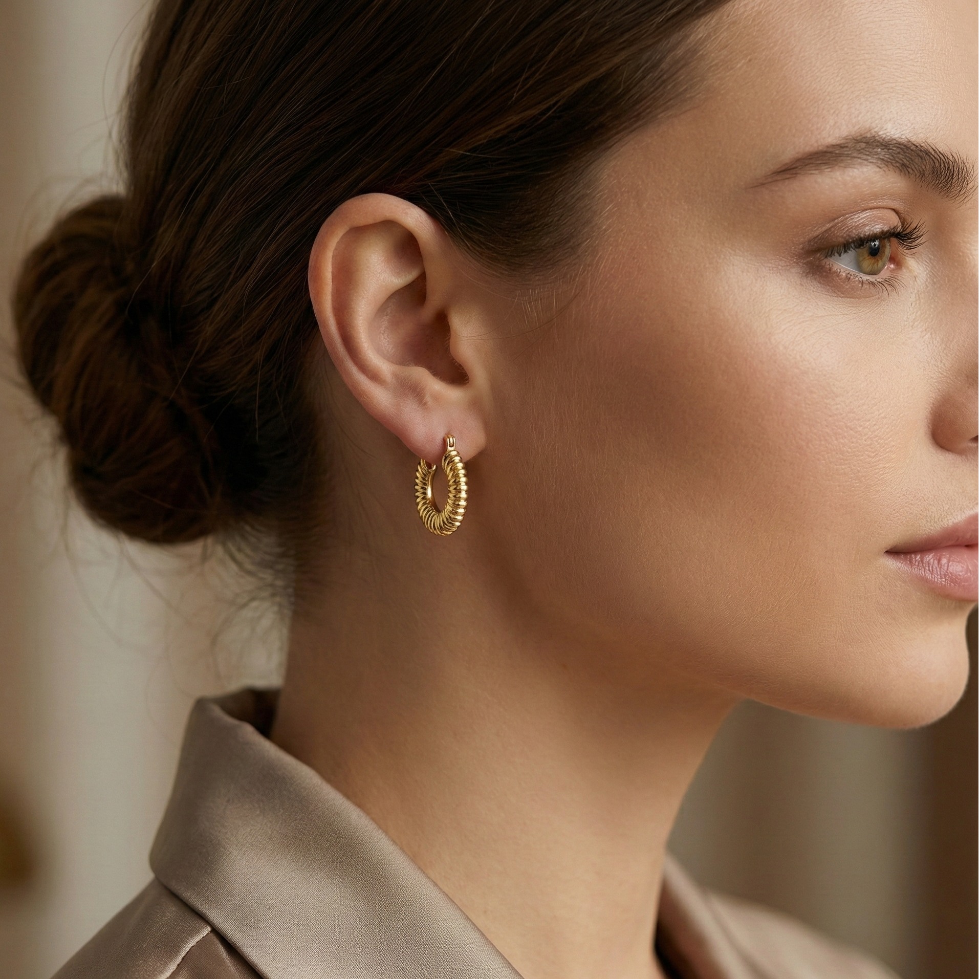 Créoles ondulées dorées or 18k style vintage