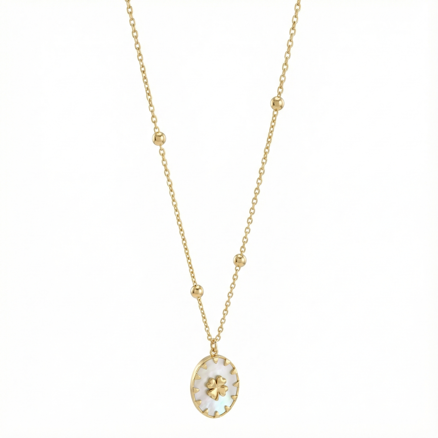 Détail des deux chaînes superposées et étoile en nacre