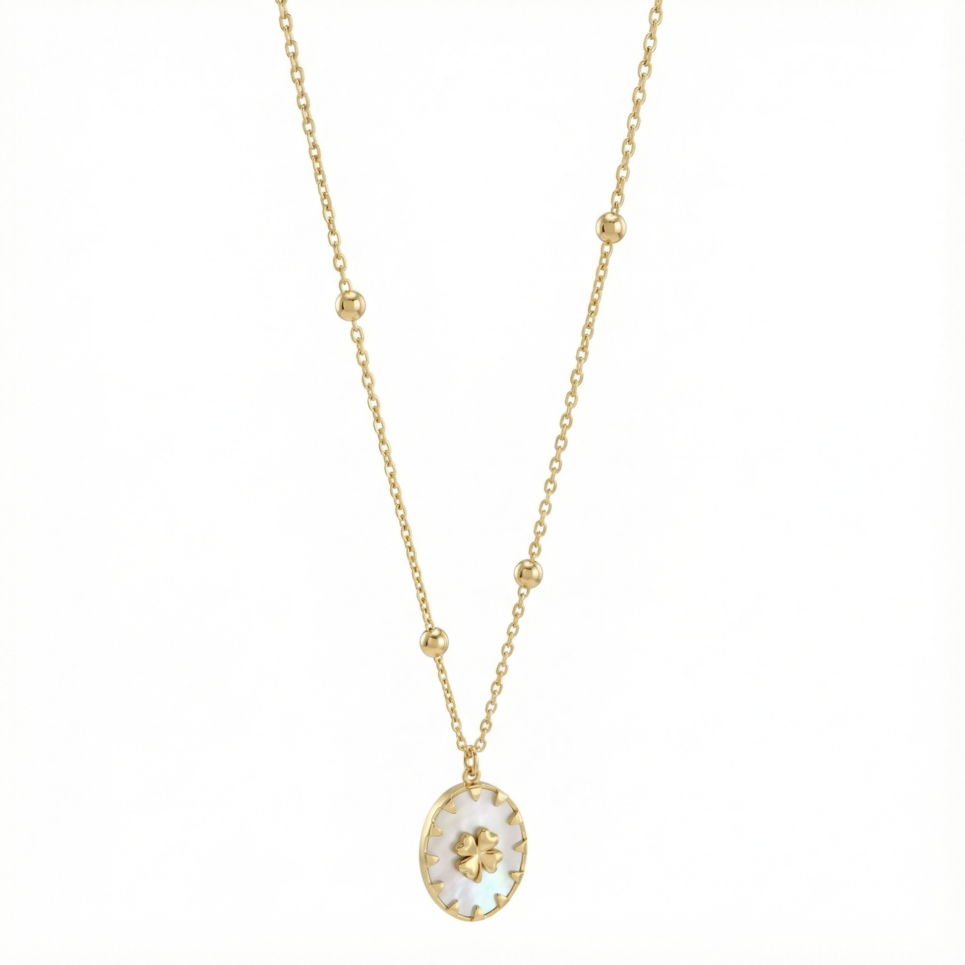 Détail des deux chaînes superposées et étoile en nacre