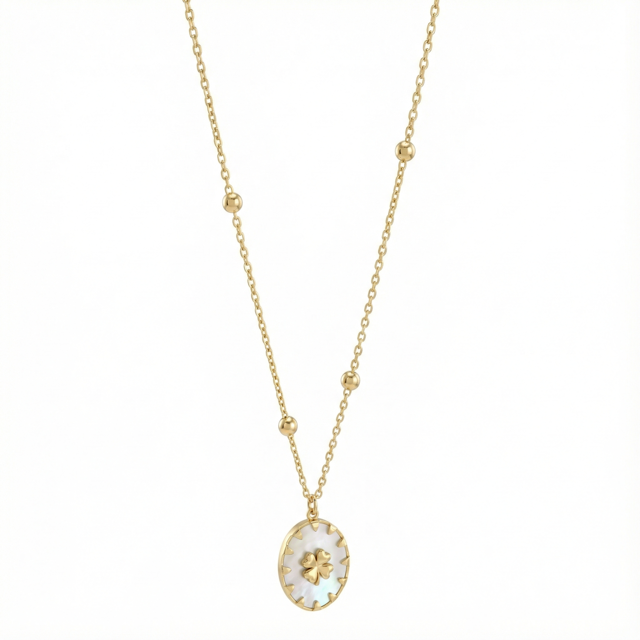 Détail des deux chaînes superposées et étoile en nacre