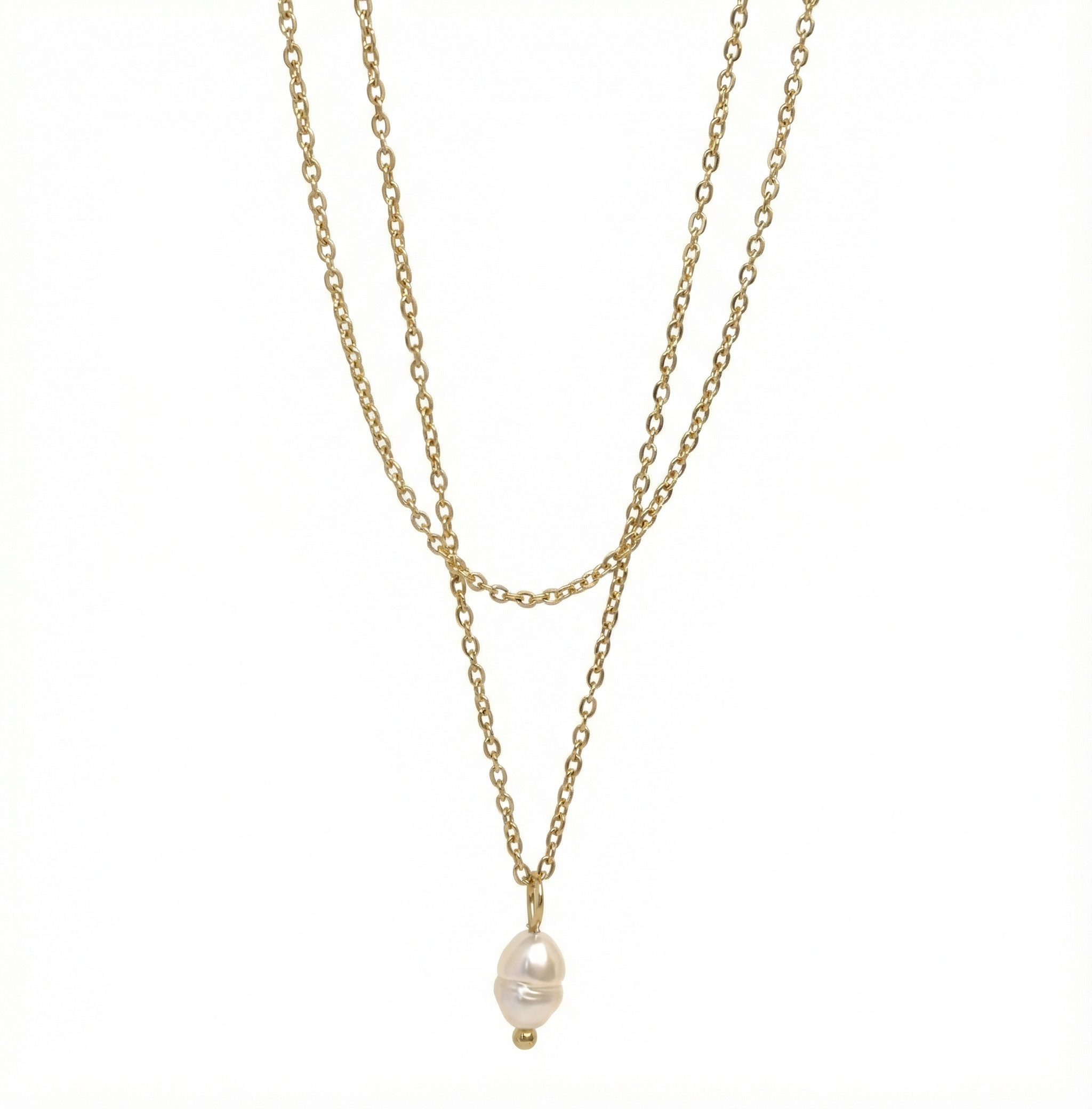 Détail des deux chaînes superposées et perle nacrée