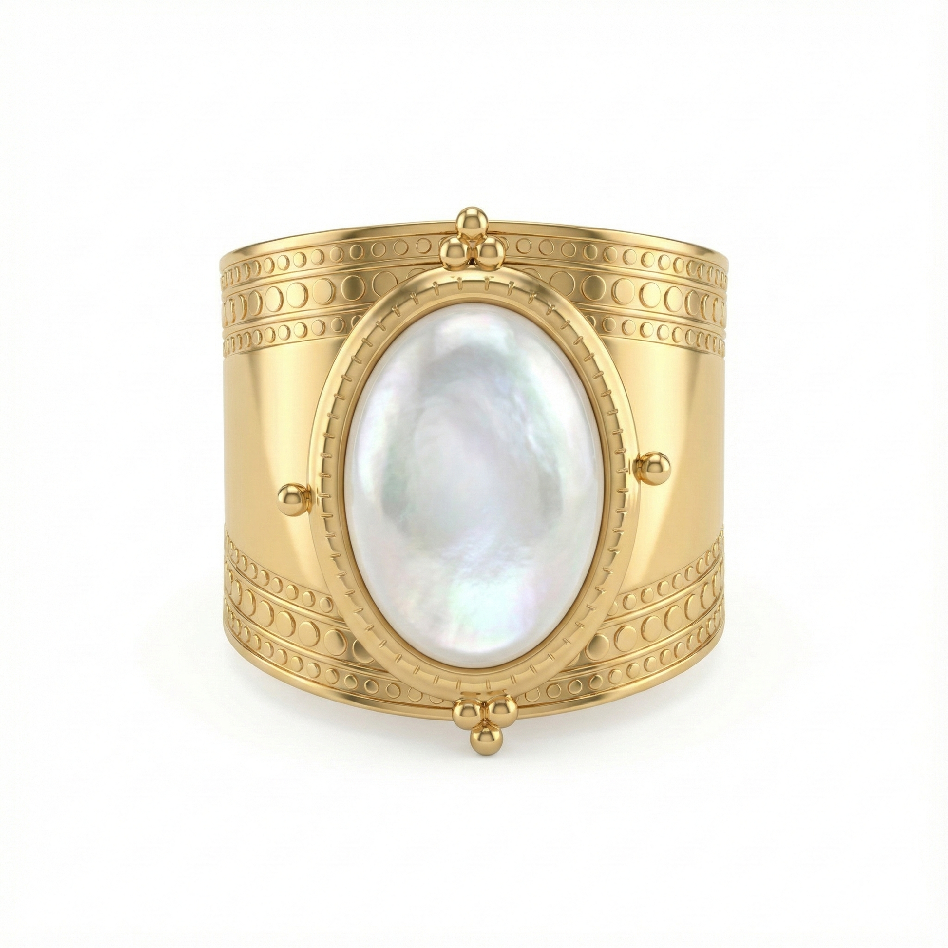 Détail pierre blanche sur bague acier inoxydable doré