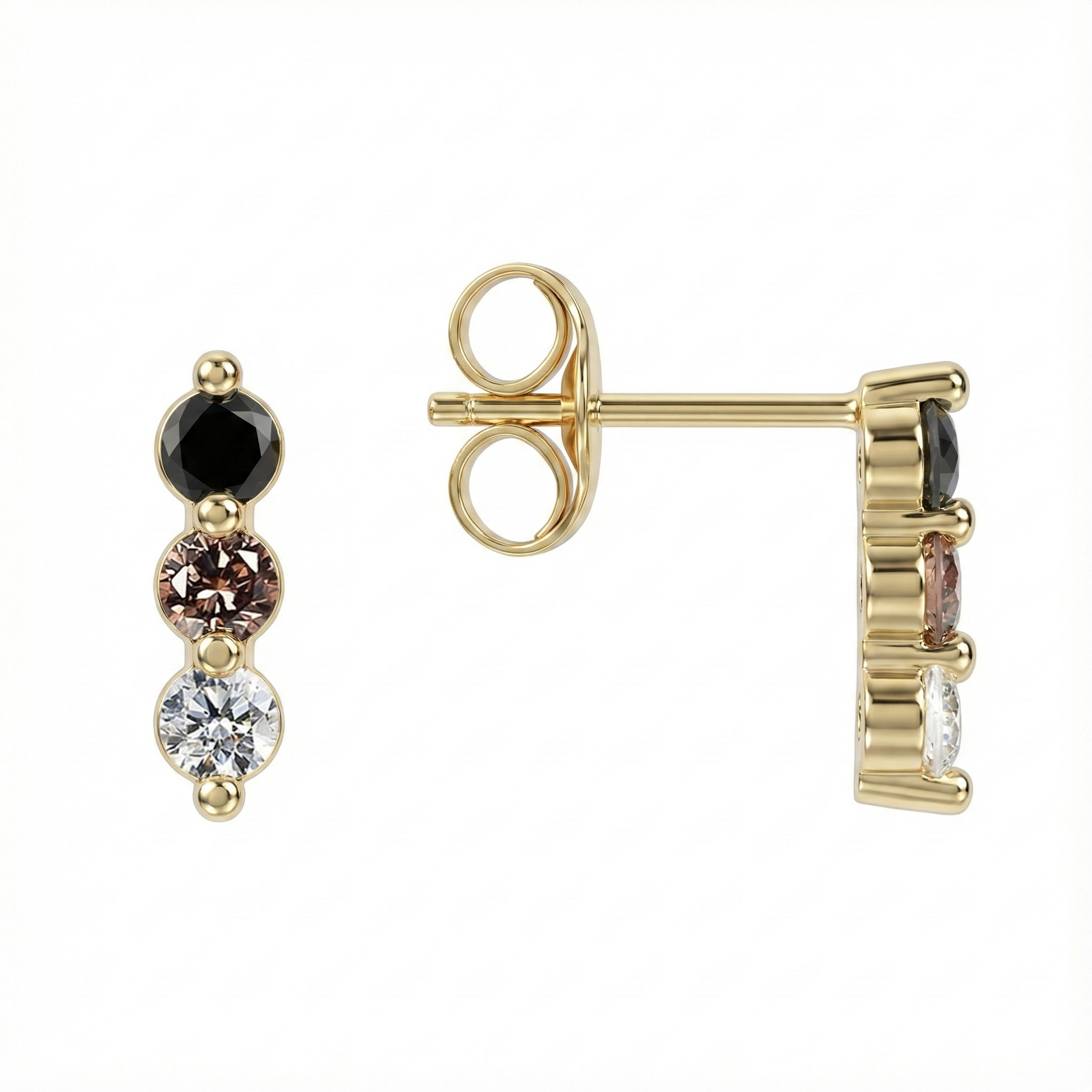 Puces d’oreilles doré à l’or 18k avec trois pierres noir, cognac et blanc